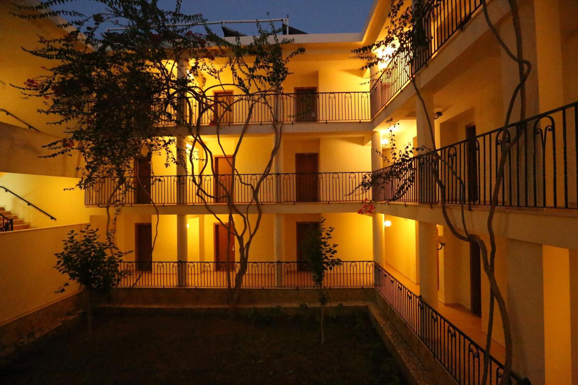 Mavruka Hotel Олудениз Экстерьер фото